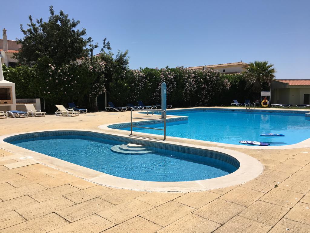 Lovely Beach Apartment Bellavista อัลบูเฟรา ภายนอก รูปภาพ